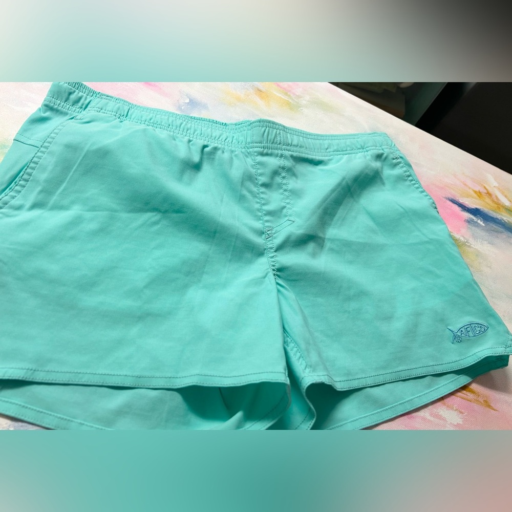 Woman’s Aftco Shirts